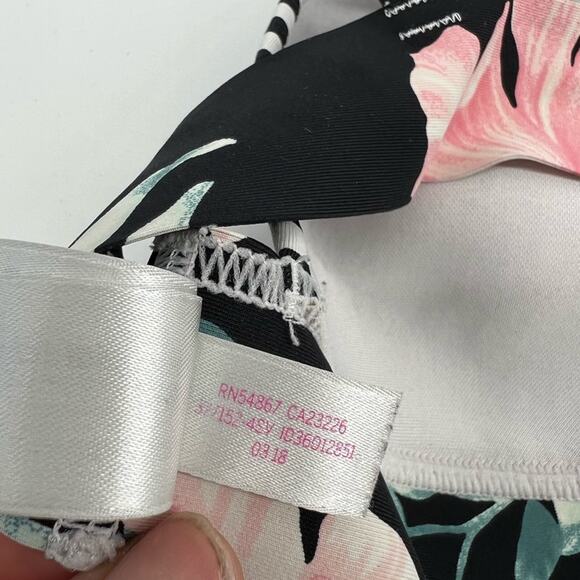 Victoria’s Secret PINK Bonded Bralette Floral Striped Cross Back Bra Size Small - Picture 7 of 7